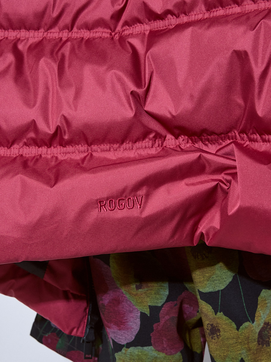 Пуховик бордовый