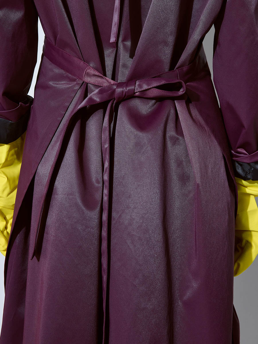 Фартук вишневый