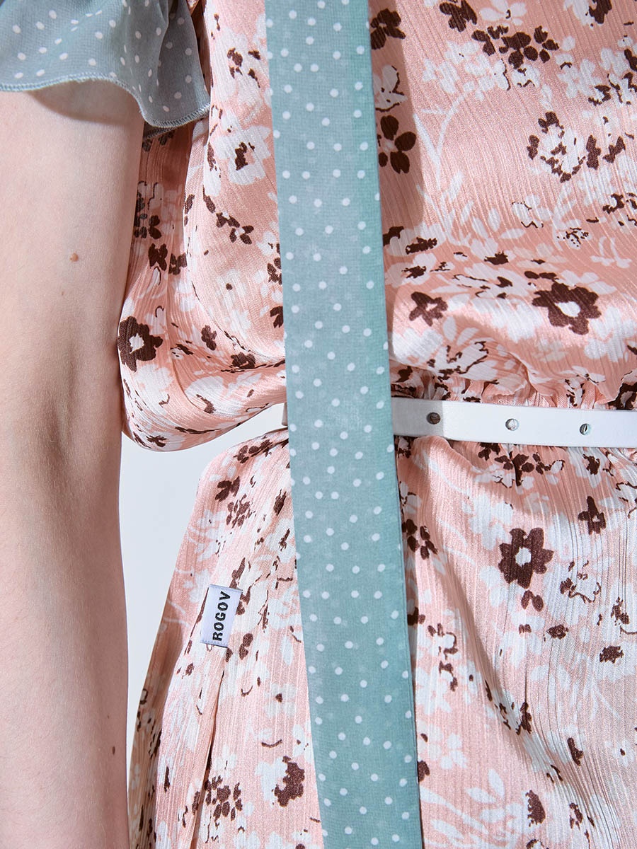 Платье розовое