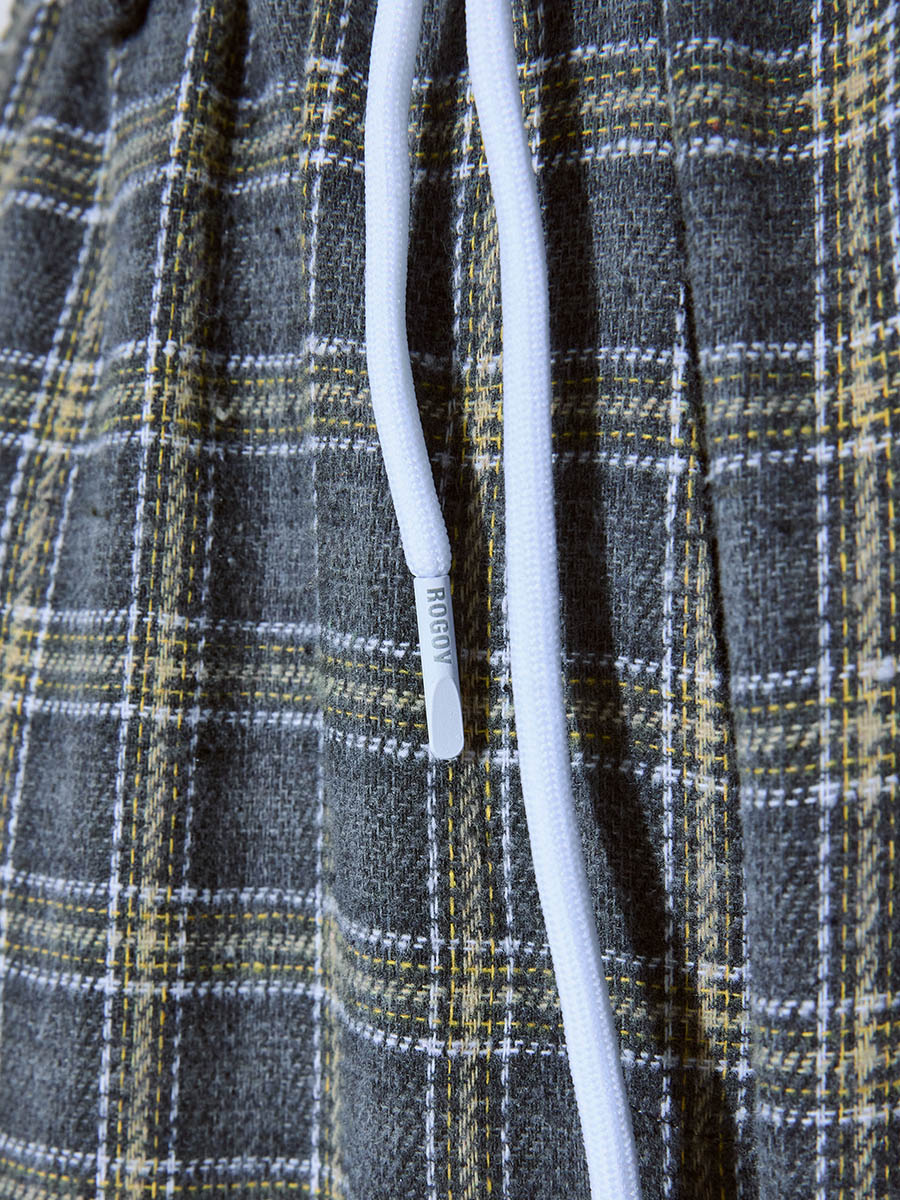 Брюки в клетку серые 