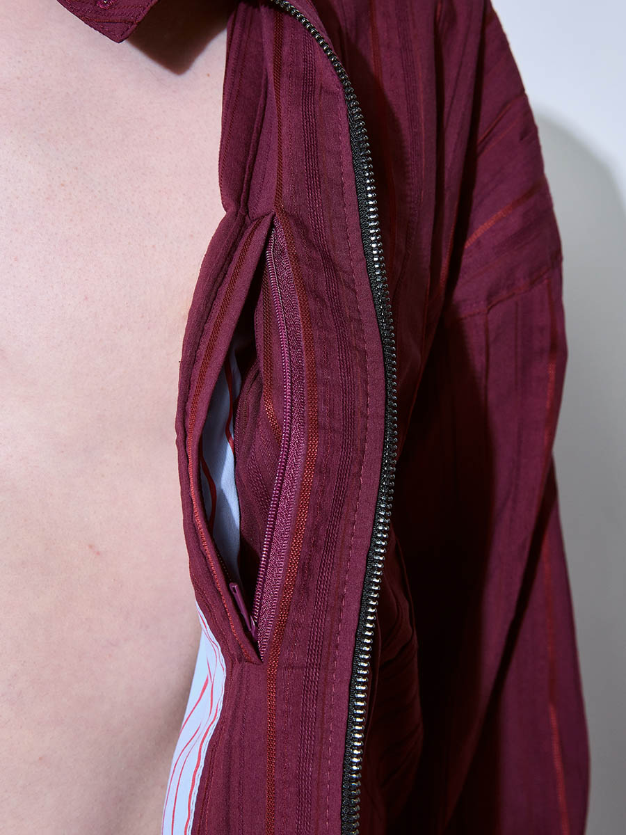 Бомбер бордовый 