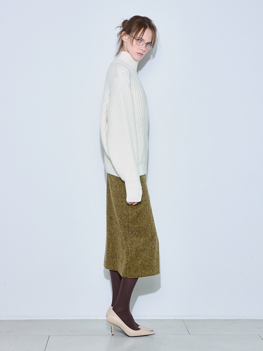 Свитер белый Свитер белый