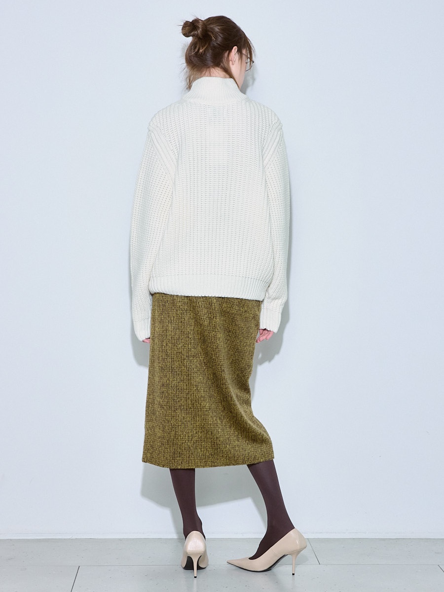 Свитер белый Свитер белый